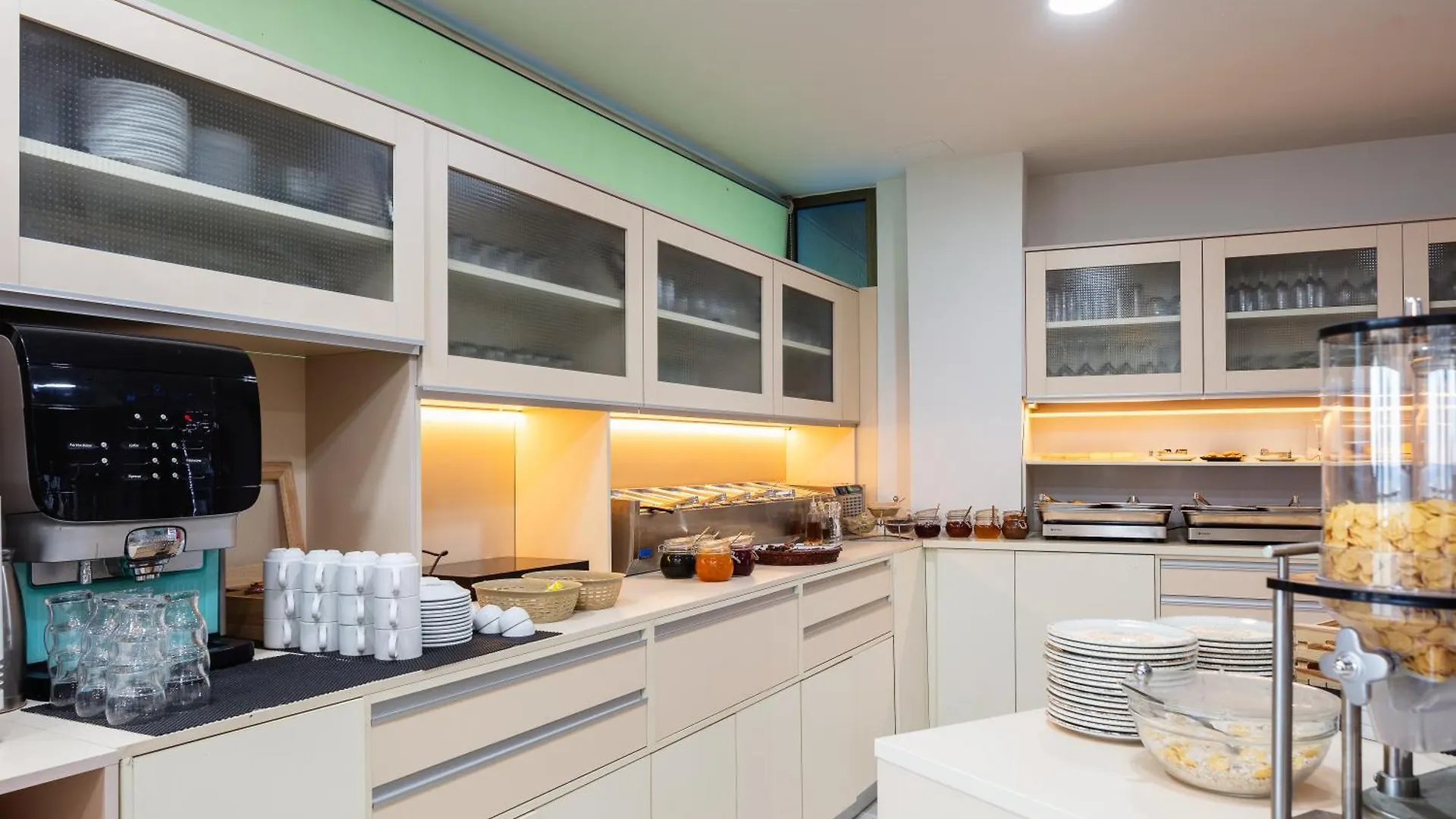 Steris Elegant Beach Hotel & Apartments Rethymno  Greece