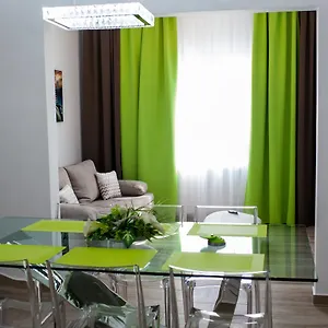 Apartment Laura Lifestyle And History 